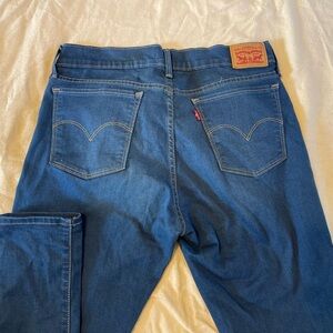 Levi 710 super skinny size 32